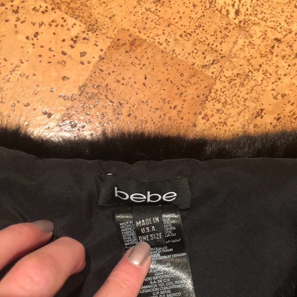 Bebe Faux Fur Stole - Picture 4 of 4